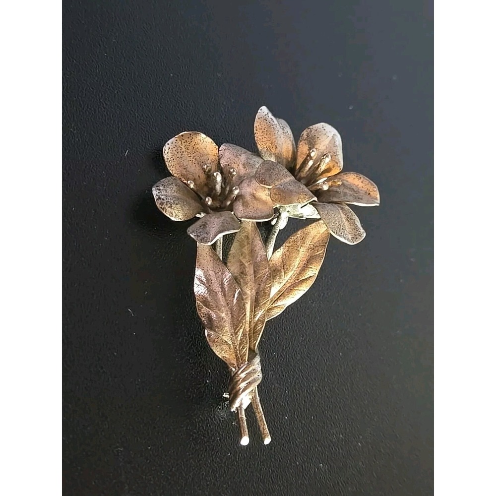 Vintage Sterling Silverâ Taylord Floral Large Brooch